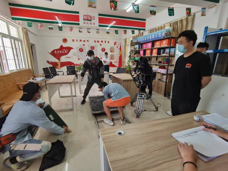 南岳区广告片拍摄公司：极简主义践行者，少即是多的视觉哲学